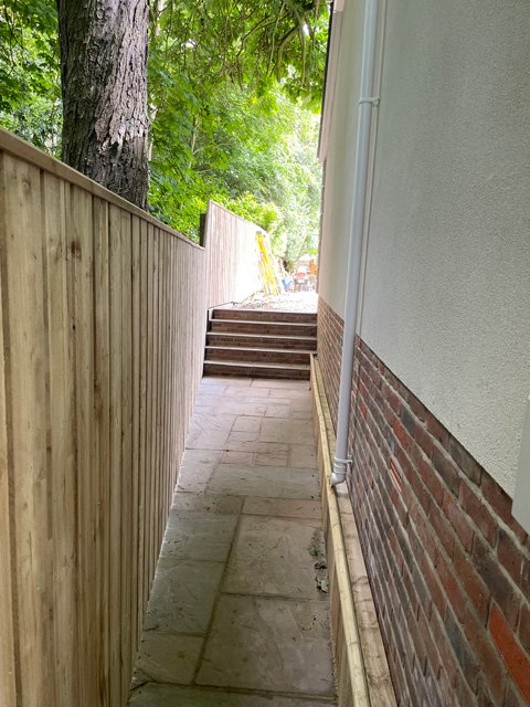 Garden Design Paving & Feature Brick Wall: Gosforth